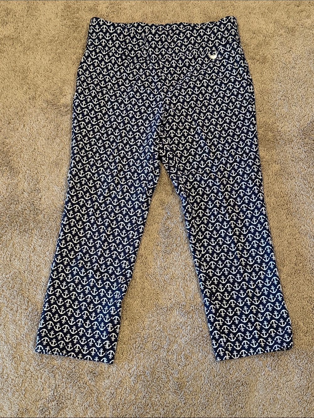 Woman’s Size 10 Anchor Capri Leggings